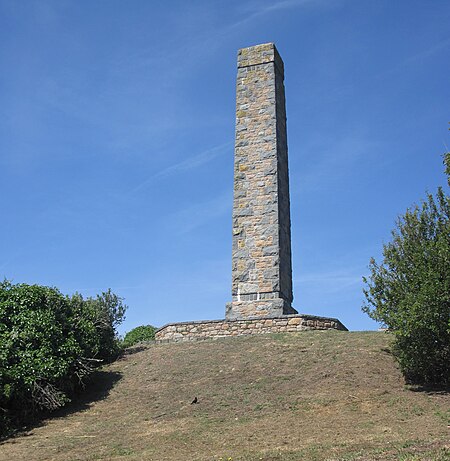 Guernsey July 2011 170, Doyle Monument.jpg