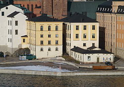 Sverige Gymnasium: Historik, Bildexempel på några svenska gymnasier, Se även