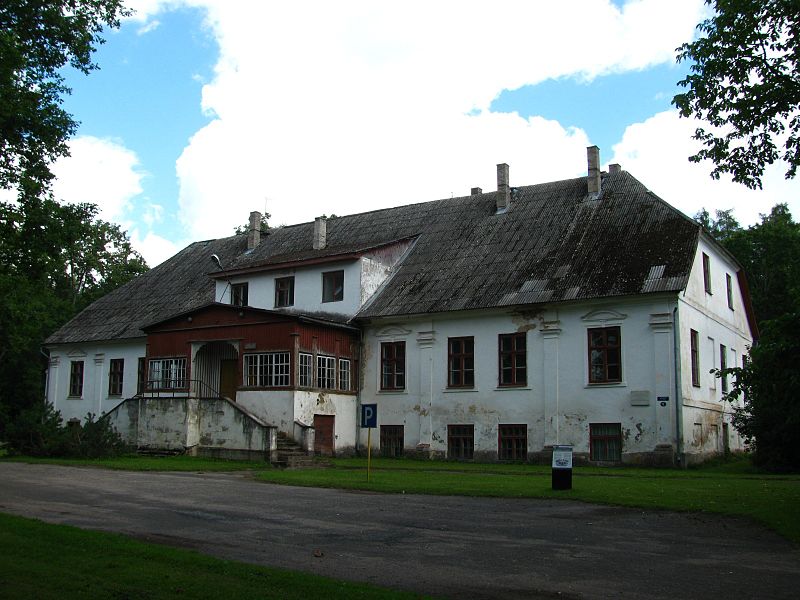 File:Helme Manor - panoramio.jpg