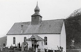 Hen kirke، M re og Romsdal - Riksantikvaren-T327 01 0038.jpg