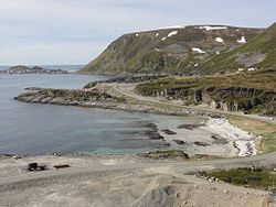 Sørvær landsby, på øen Sørøya, der tilhører Hasvik