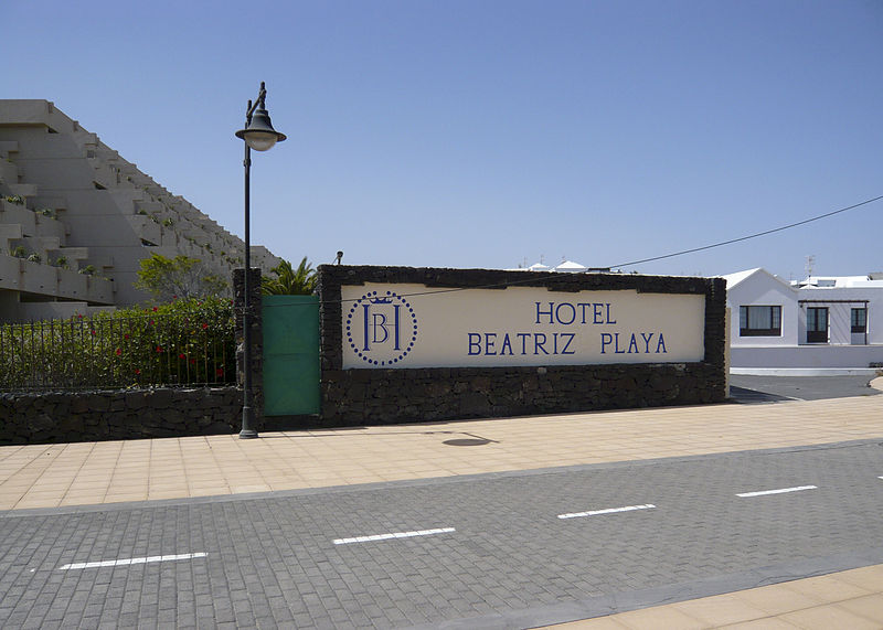 File:Hotel Beatriz Playa, Matagorada (2462969706).jpg