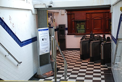 Hounslow Central Station. Booking Hall