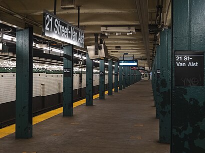 How to get to 21st Street Station IND Crosstown Line with public transit - About the place