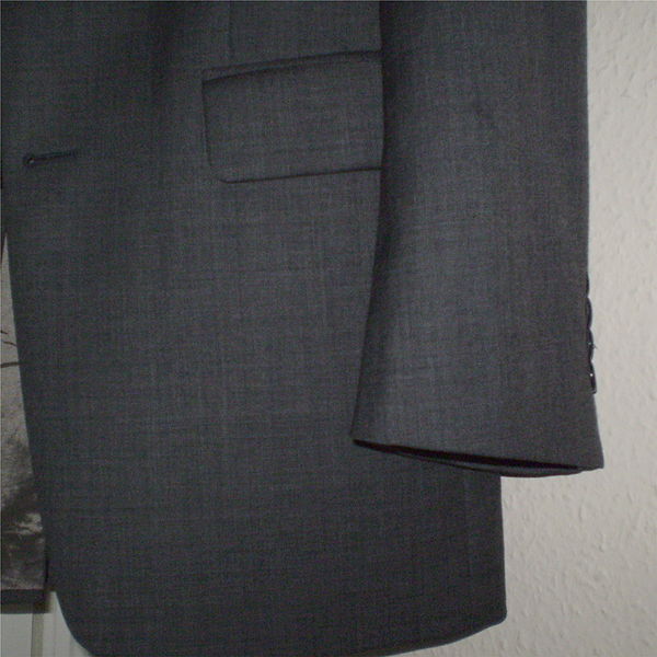 File:JacketFlapPocket.jpg