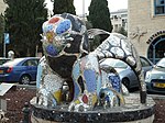 אריה מכונף, ברחוב דוד המלך בירושלים