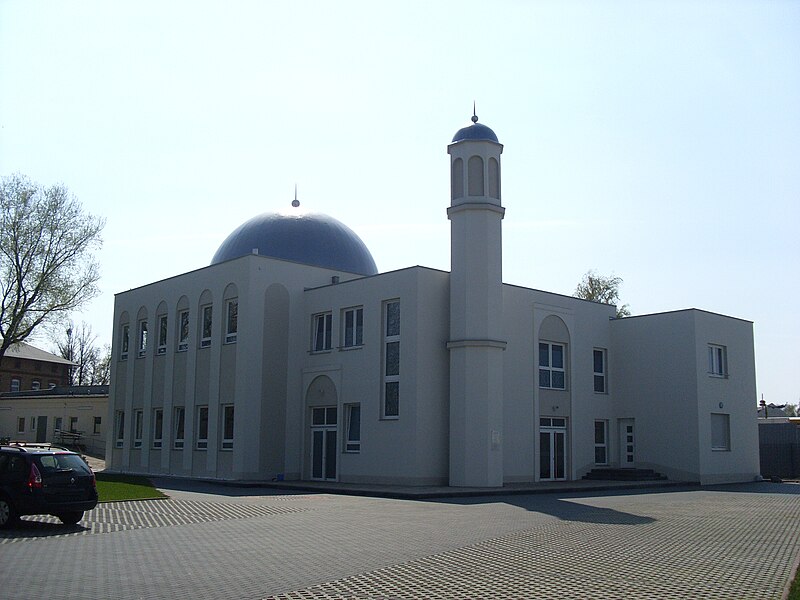 File:Khadija-Moschee (Berlin).jpg