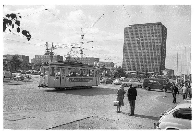 File:Kreuzung Olshausenstraße und Westring (Kiel 40.343).jpg