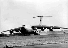 Eine Lockheed C-5 Galaxy bei der Landung auf dem Heeresflugplatz Celle, 3. August 1972.