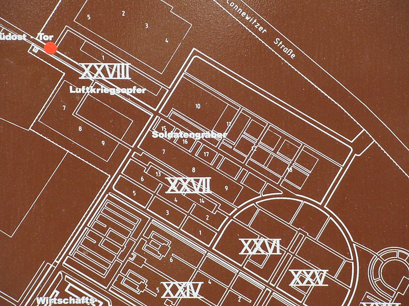 File:Leipzig Süd-FH Lageplan Kriegsopfer.JPG