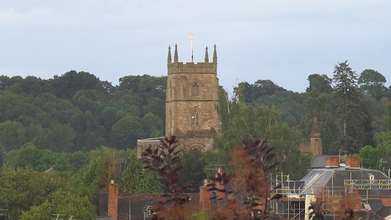 File:Leominster Priory (tribute to Elizabeth II) Geograph-7277634.jpg