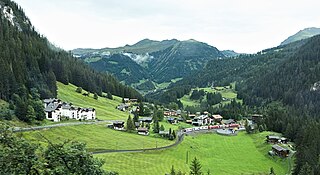 <span class="mw-page-title-main">Litzirüti</span> Small village in Switzerland