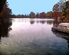 Lake Sherwood in Overland LkShrwd SEshore.jpg