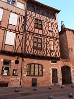 House of the crosses of Saint-André.JPG