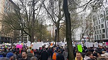 Demonstrators gathered at the North Park Blocks March for Our Lives, PDX, 2018 - 03.jpg