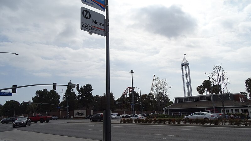 File:Metro Express Line 460 Knotts Berry Farm.jpg