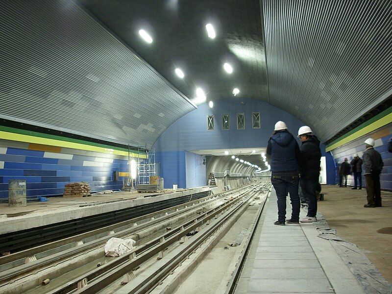 File:Metro de Santiago - Plaza de Maipú 9.JPG