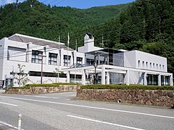 Former Higashiawakura village hall