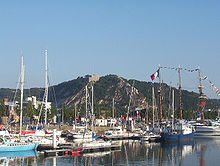 The Montagne du Roule seen from the commercial harbour. Montagne-du-roule.jpg