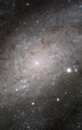 In der hochaufgelösten Aufnahme des Zentrums werden einzelne Sterne sichtbar, Hubble-Weltraumteleskop