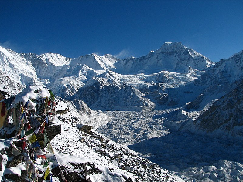 File:Nepal - Sagamartha Trek - 120 Cho Oyu and Ngozumpa Gl headwall (4435473520).jpg