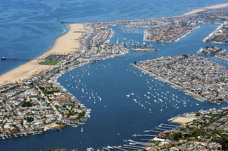 File:Newport Beach CA photo D Ramey Logan.jpg