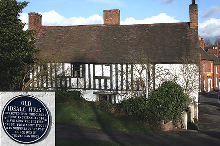 Old Idsall House, Church Street, Shifnal and blue plaque inset.