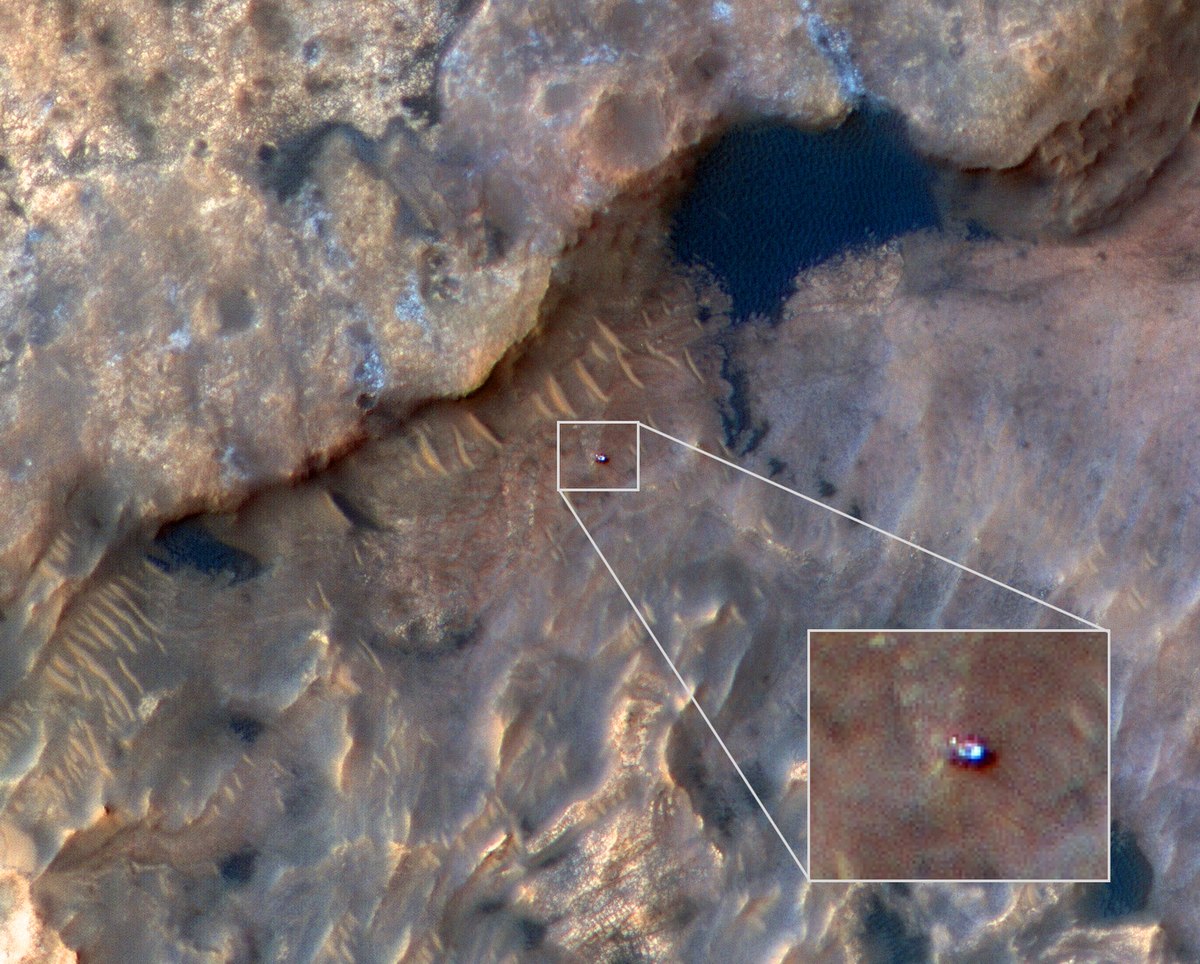 Curiosity viewed at Woodland Bay from space (31 May 2019)