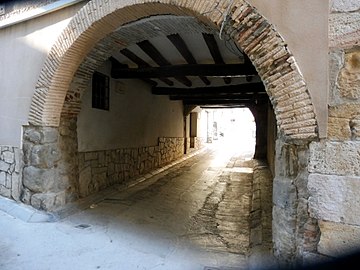 Portal del carrer Torent