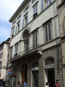 Durazzo Palais 01.JPG