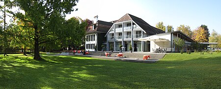 Parkhotel Schloss Hünigen Ostansicht