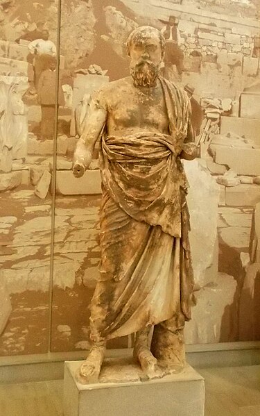 File:Philosopher or priest of Delphi - Archaeological Museum of Delphi.jpg