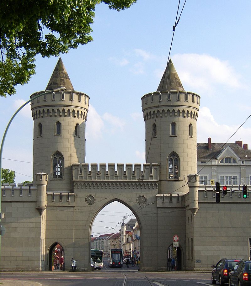 Potsdam Nauener Tor.jpg