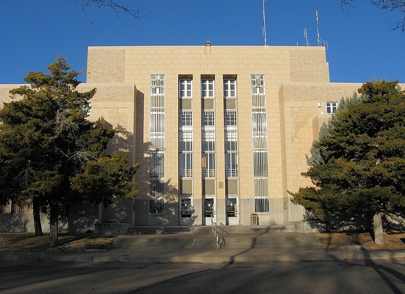 File:Quay County Courthouse.jpg