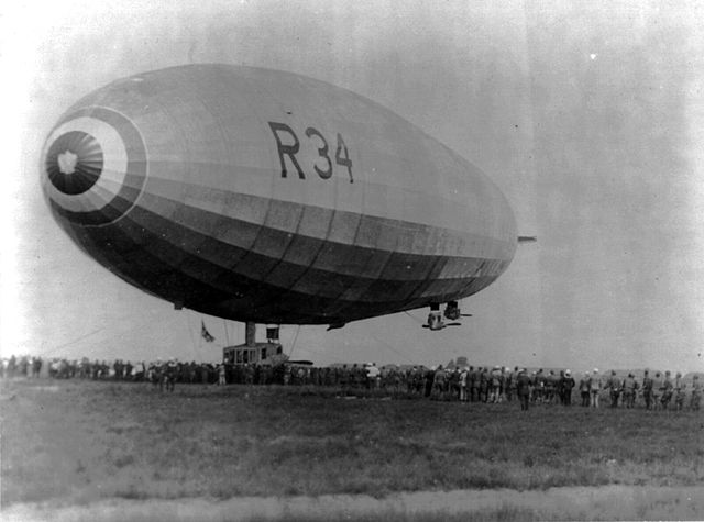 British rigid airship R34 landing in Mineola in early July 1919