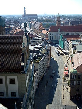 Rathaus-maximilianstrasse-Augsburg-Blick-vom-Perlachturm.jpg