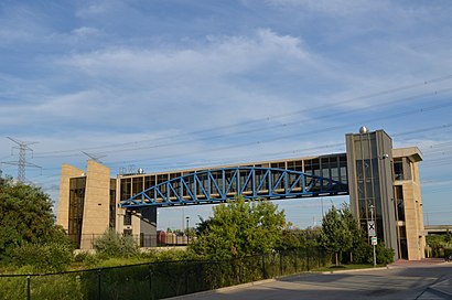 How to get to Langstaff Go Station with public transit - About the place