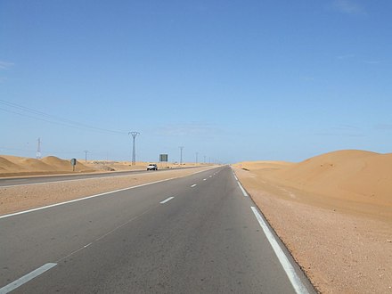 Road N1 between El Aaiún and El Marsa
