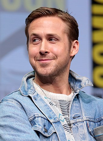 Gosling learned tap dancing and piano for his role.