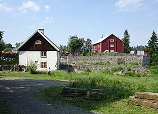 Söderby kvarn, för detta mjölnarstugan till vänster.