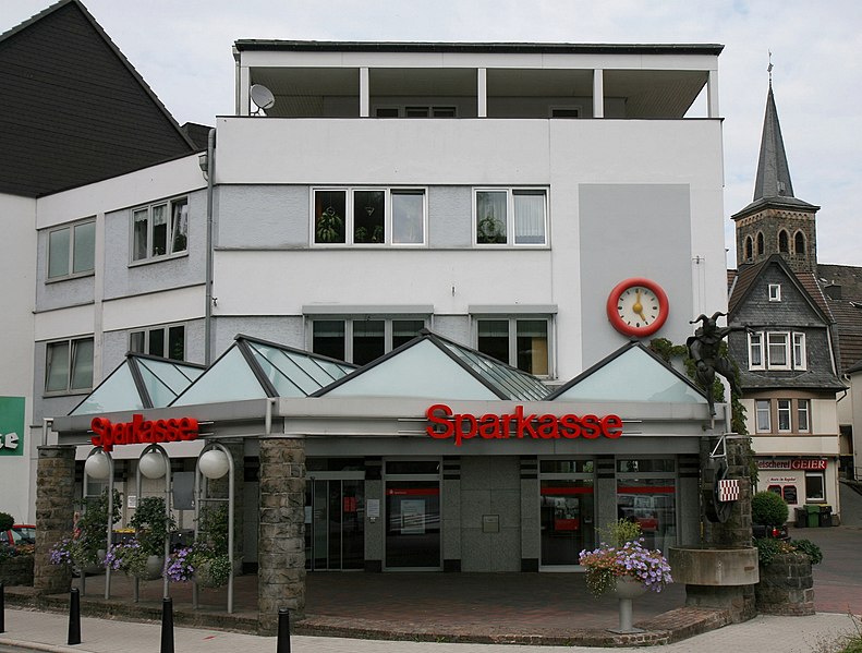 File:Schalksmuehle-Sparkasse1-Bubo.JPG