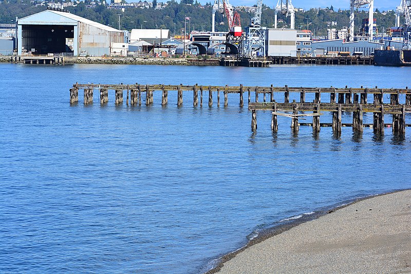 File:Seattle - old Lockheed docks east of Jack Block Park 02.jpg