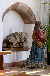 Statue de St-Pierre endormi (XVIIIe) et du Christ agenouillé (XIXe)