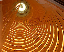 Shanghai Grand Hyatt Atrium.jpg