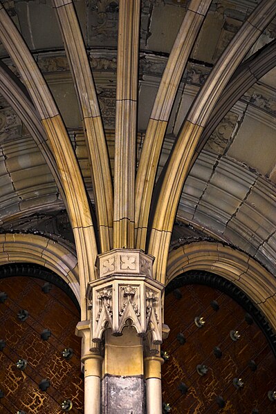 File:St. Vitus Cathedral, south portal vault 1.jpg