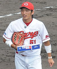 鈴木誠也 - Wikipedia