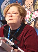 Tamora Pierce: Âge & Anniversaire