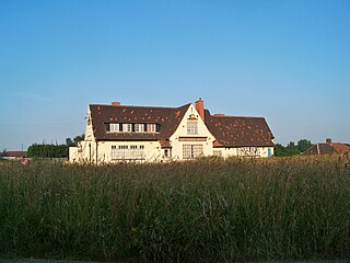 Halton Moor Human settlement in England