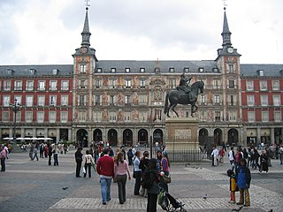 Vista de la Casa de la Panadería en la Plaza Mayor de Madrid.