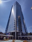 Torre de la empresa nacional petrolera YPF, diseñado por el reconocido Arquitecto Cesar Pelli.